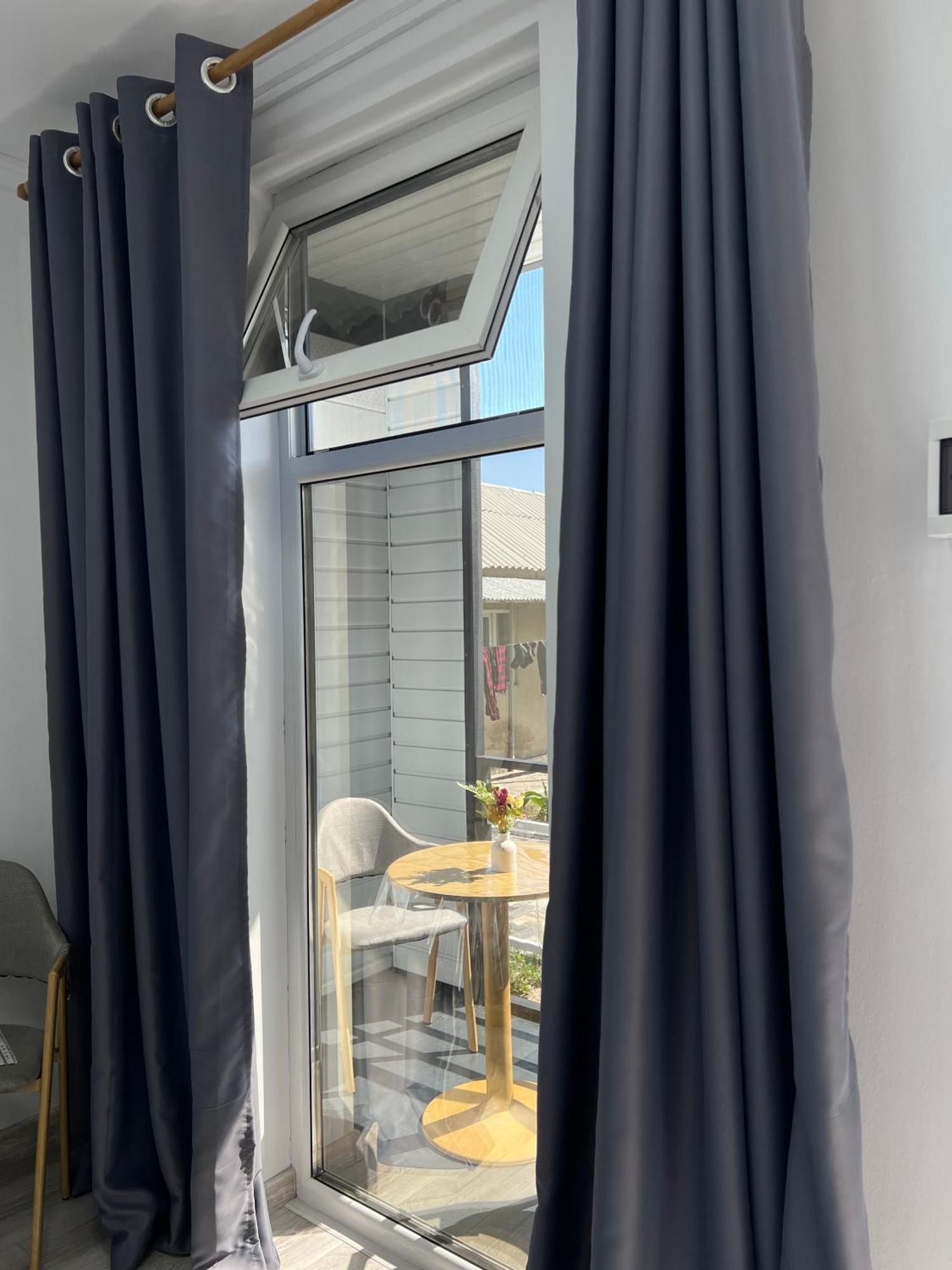 Nomads Home Bischkek Zimmer foto
