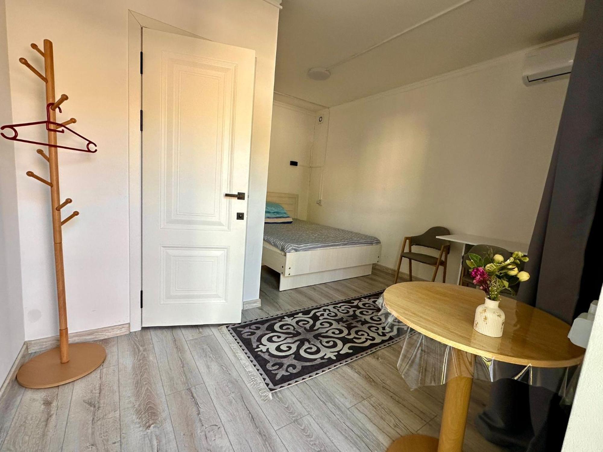 Nomads Home Bischkek Exterior foto